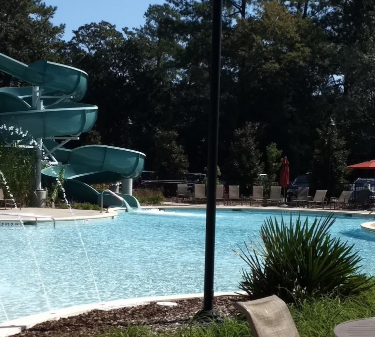 pinehurst-members-club-pool-photo